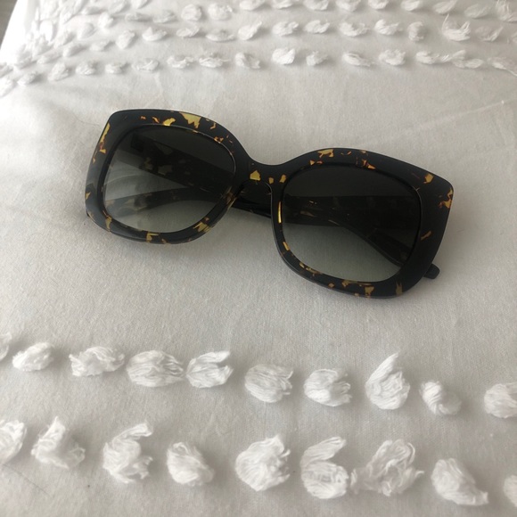 Barton Perreira Olina Sunglasses - Picture 3 of 5